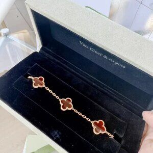 Van Cleef & Arpels bracelet